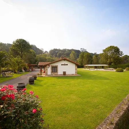 Piscina Climatizada Y Cubierta 365 Dias En Casa Rural Con Encanto El Puentuco Una De Las Casas Mas Valoradas De Cantabria *