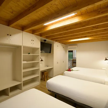 Lantställe Piscina Climatizada Y Cubierta 365 Dias En Con Encanto El Puentuco De Casas Mas Valoradas De Cantabria