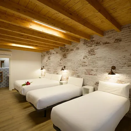 Piscina Climatizada Y Cubierta 365 Dias En Con Encanto El Puentuco De Casas Mas Valoradas De Cantabria * Villacarriedo