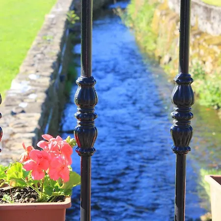 Lantställe Piscina Climatizada Y Cubierta 365 Dias En Con Encanto El Puentuco De Casas Mas Valoradas De Cantabria Villacarriedo