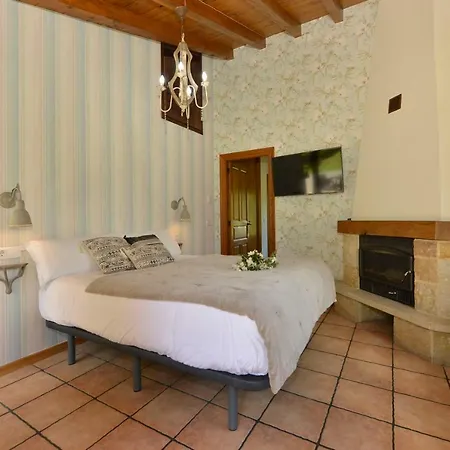 Lantställe Piscina Climatizada Y Cubierta 365 Dias En Con Encanto El Puentuco De Casas Mas Valoradas De Cantabria