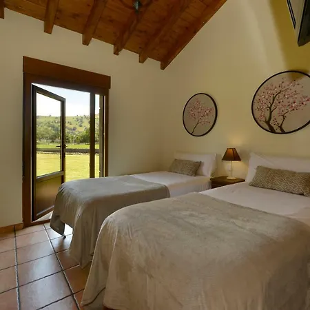 Piscina Climatizada Y Cubierta 365 Dias En Con Encanto El Puentuco De Casas Mas Valoradas De Cantabria Villacarriedo