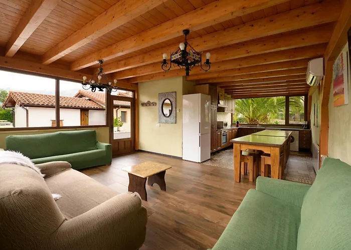 Piscina Climatizada Y Cubierta 365 Dias En Casa Rural Con Encanto El Puentuco Una De Las Casas Mas Valoradas De Cantabria Landhaus *