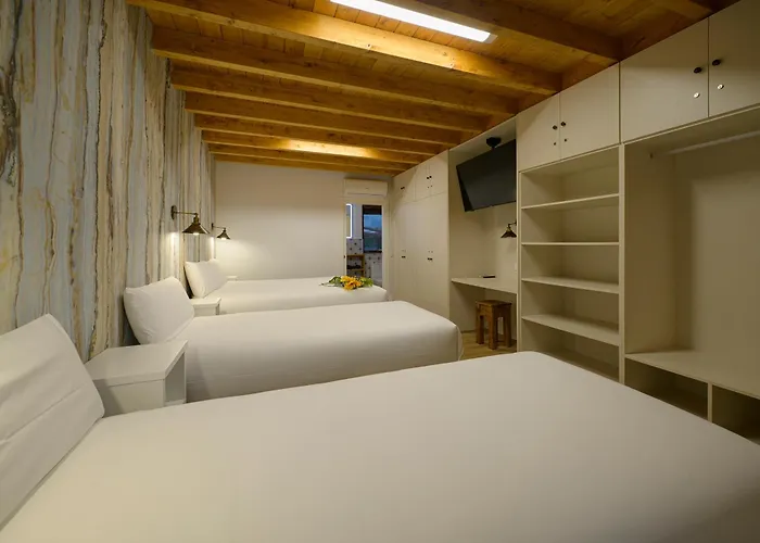 Landhaus Piscina Climatizada Y Cubierta 365 Dias En Casa Rural Con Encanto El Puentuco Una De Las Casas Mas Valoradas De Cantabria *