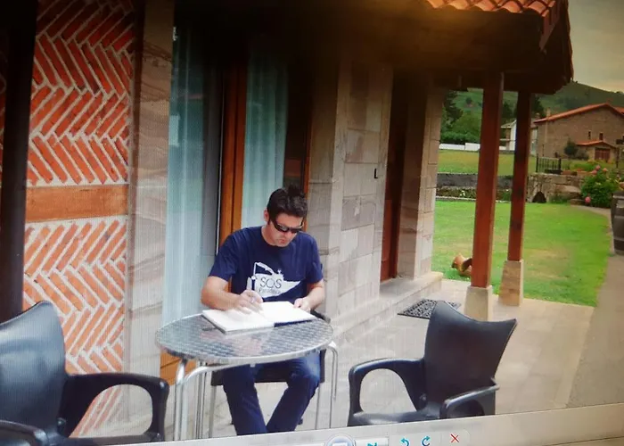 Landhaus Piscina Climatizada Y Cubierta 365 Dias En Casa Rural Con Encanto El Puentuco Una De Las Casas Mas Valoradas De Cantabria *