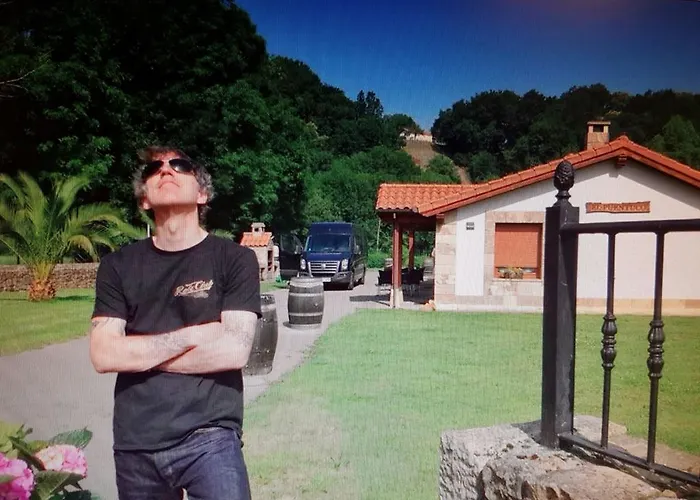 Piscina Climatizada Y Cubierta 365 Dias En Casa Rural Con Encanto El Puentuco Una De Las Casas Mas Valoradas De Cantabria