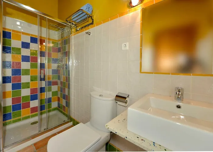 Piscina Climatizada Y Cubierta 365 Dias En Casa Rural Con Encanto El Puentuco Una De Las Casas Mas Valoradas De Cantabria