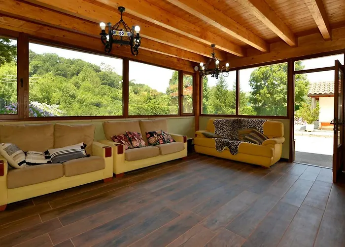 Piscina Climatizada Y Cubierta 365 Dias En Casa Rural Con Encanto El Puentuco Una De Las Casas Mas Valoradas De Cantabria